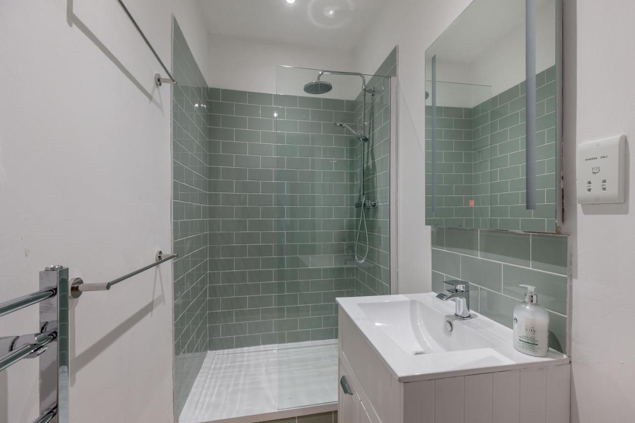 Joivy Glamorous Flat Near City Centre Edimburgo Exterior foto